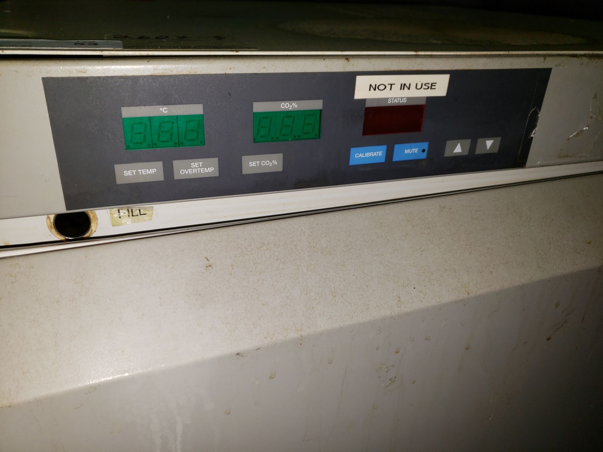 Used Revco/Lindberg incubator, 28" high x 19" wide x 18" deep chamber, 120 volts, - Image 2 of 3