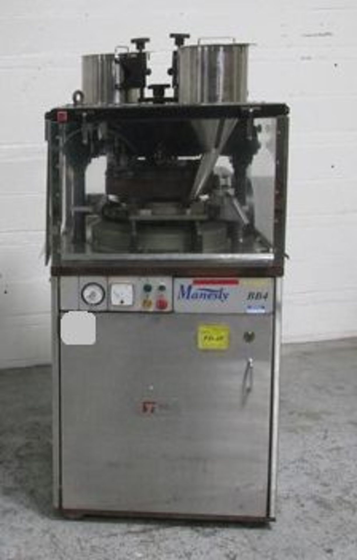 Manesty press rotary tablet press, model BB4, 35 station, 6.5 ton compression pressure, - Image 2 of 18