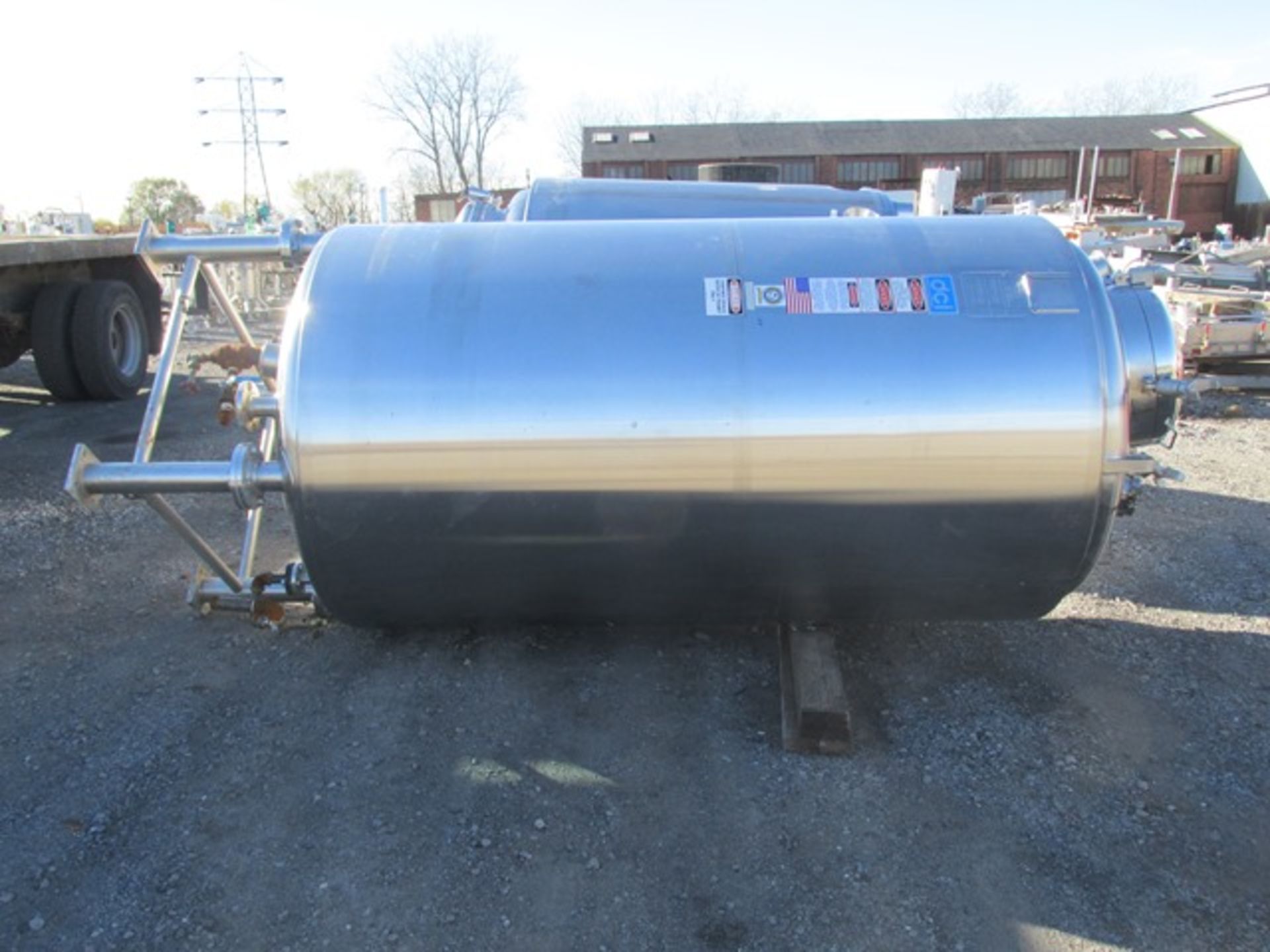 700 gallon DCI reactor, 316 stainless steel construction, approximately 48" diameter x 84"