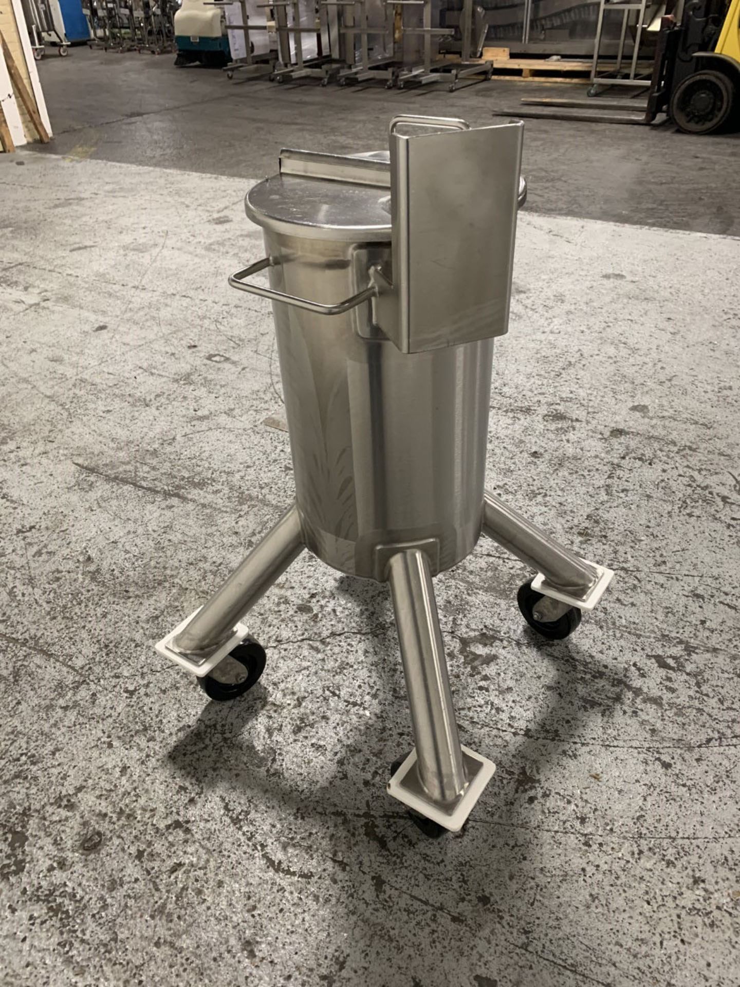 10 gallon Walker tank, 316L stainless steel construction - Image 4 of 7