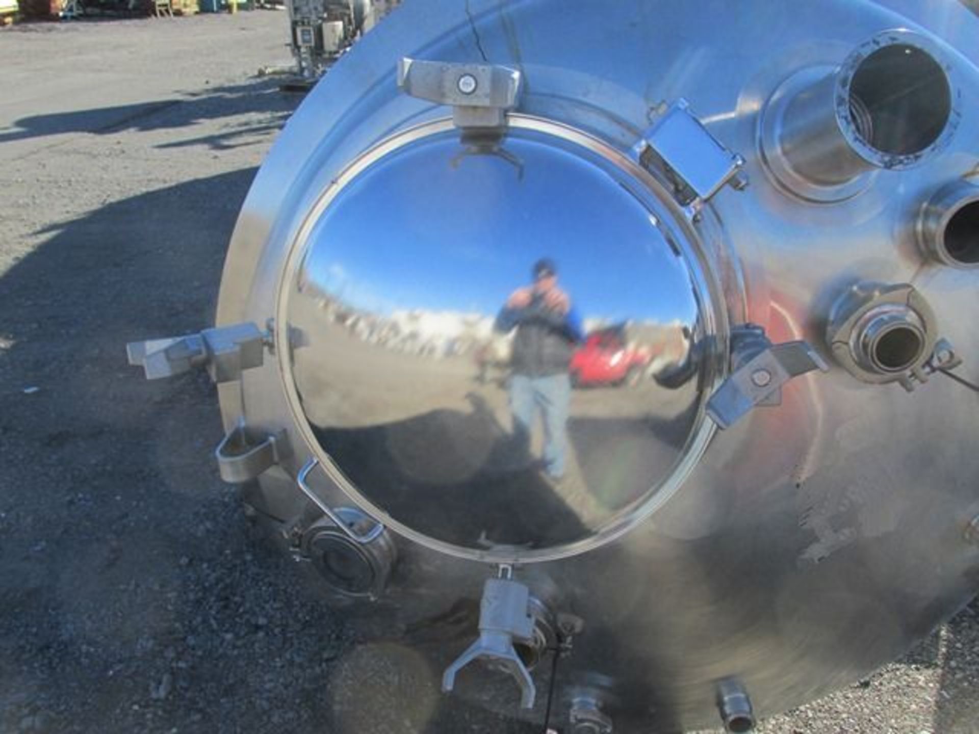 700 gallon DCI reactor, 316 stainless steel construction, approximately 48" diameter x 84" - Image 5 of 7