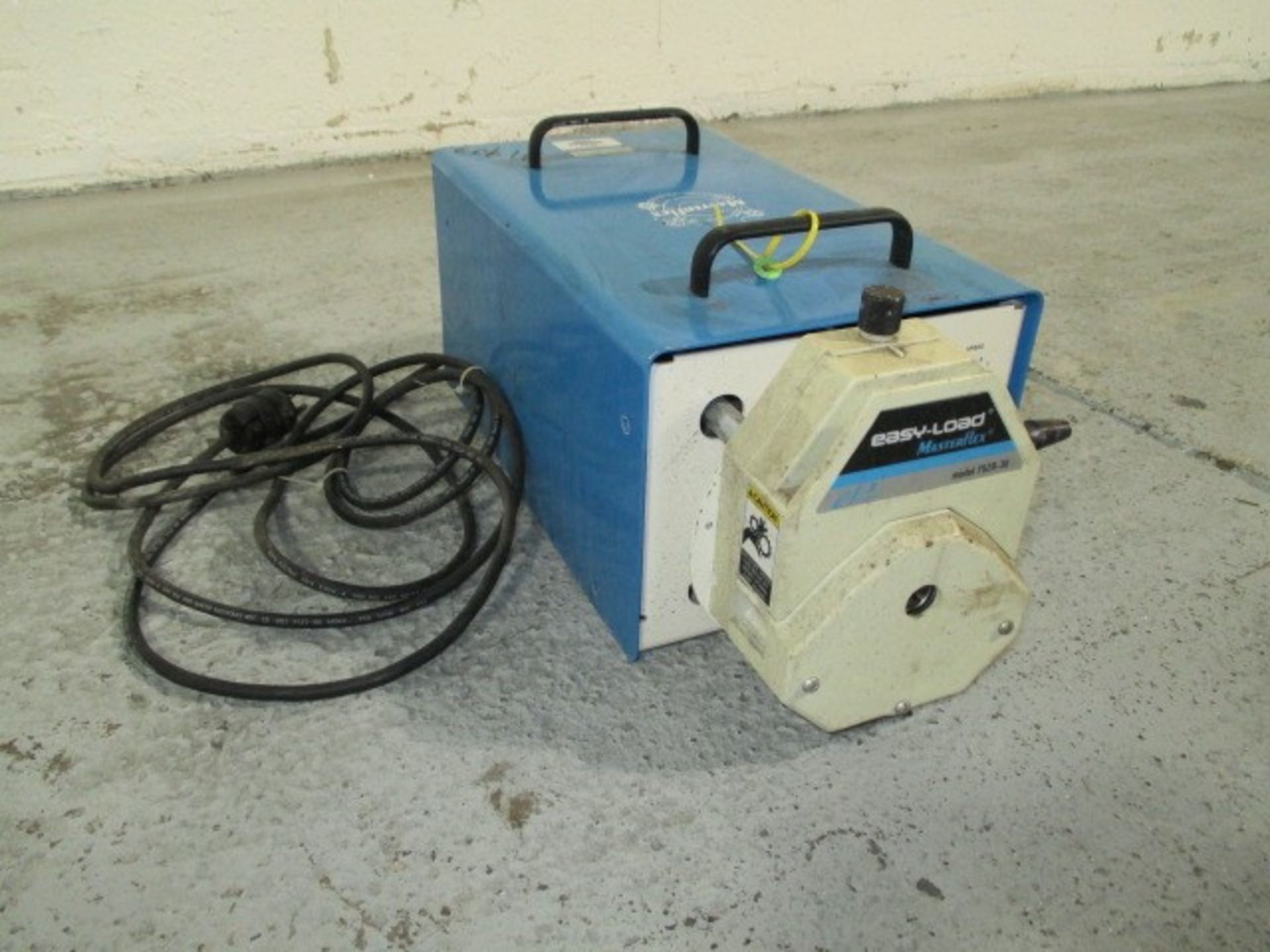 Cole-Parmer peristalic pump, model 7529-10, masterflex design with model 7549-32 variable speed