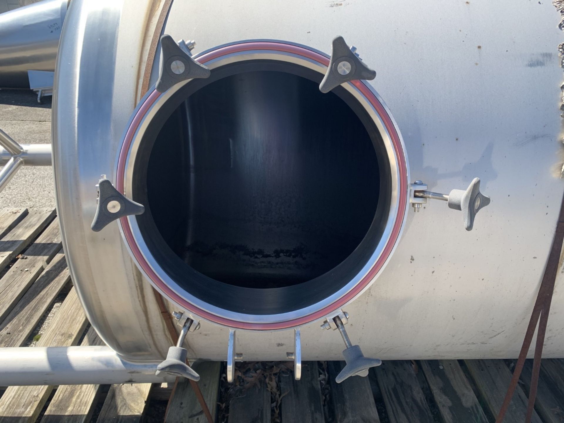 550 gallon Lee receiver tank, model 550DBT, stainless steel construction - Image 8 of 10