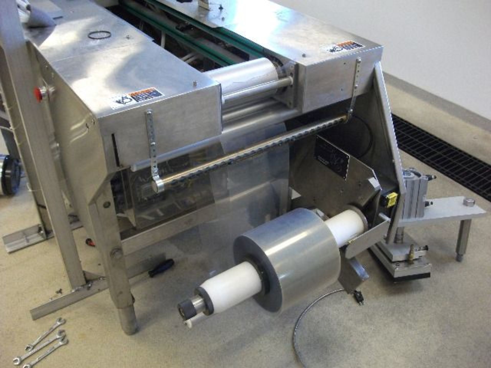 Mafaffy Horizontal Tray Former/Blister Sealer/Form Fill Seal Machine - Image 8 of 18