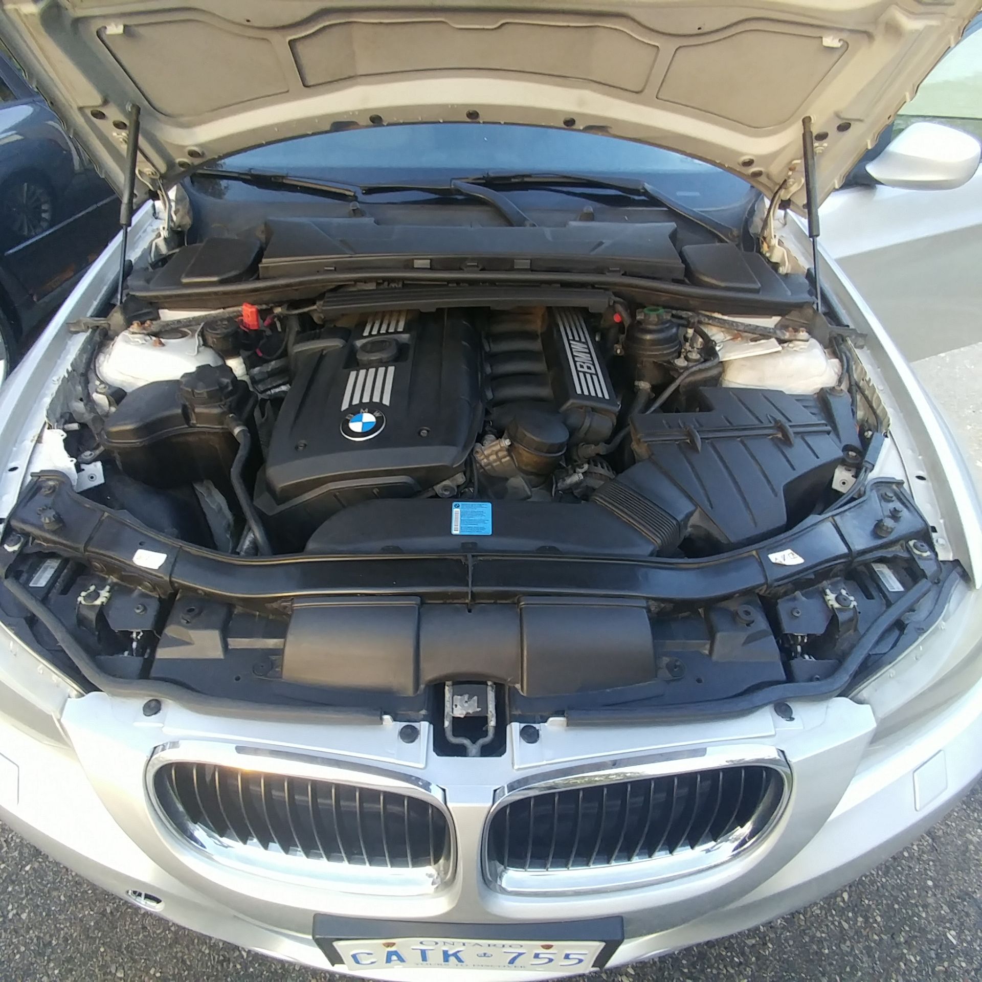 2011 BMW 328I X Drive Automobile, (190,500 KM) - Image 11 of 18