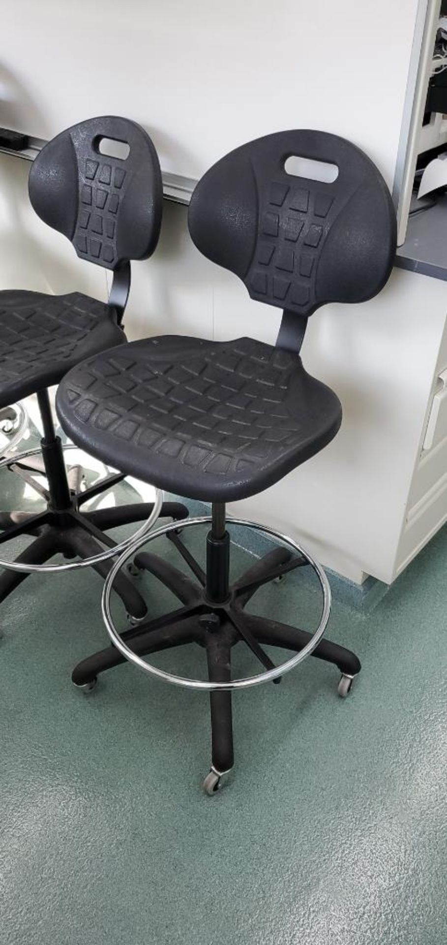 (3) VWR Adjustable Height Lab Chairs - Image 3 of 5