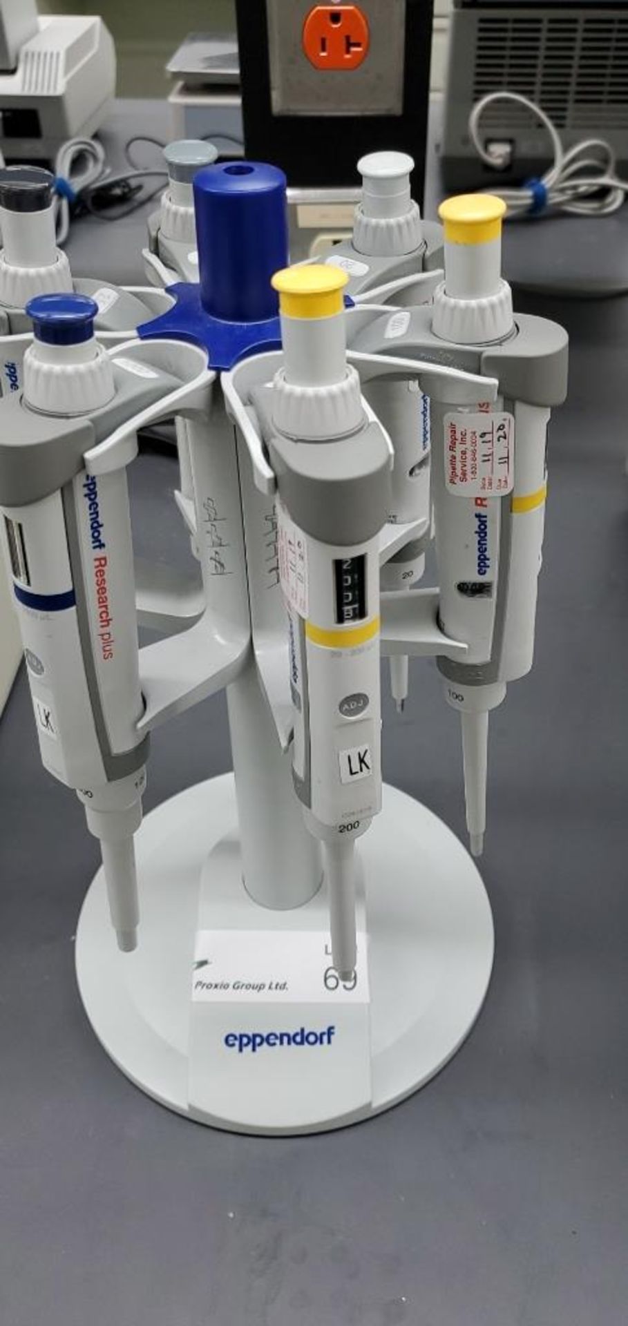 Eppendorf 7-Piece Pipette Set - Image 3 of 4