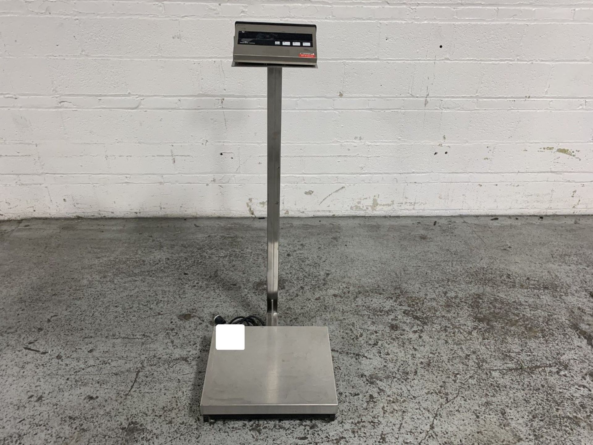 19" x 16" Mettler Toledo Floor Scale