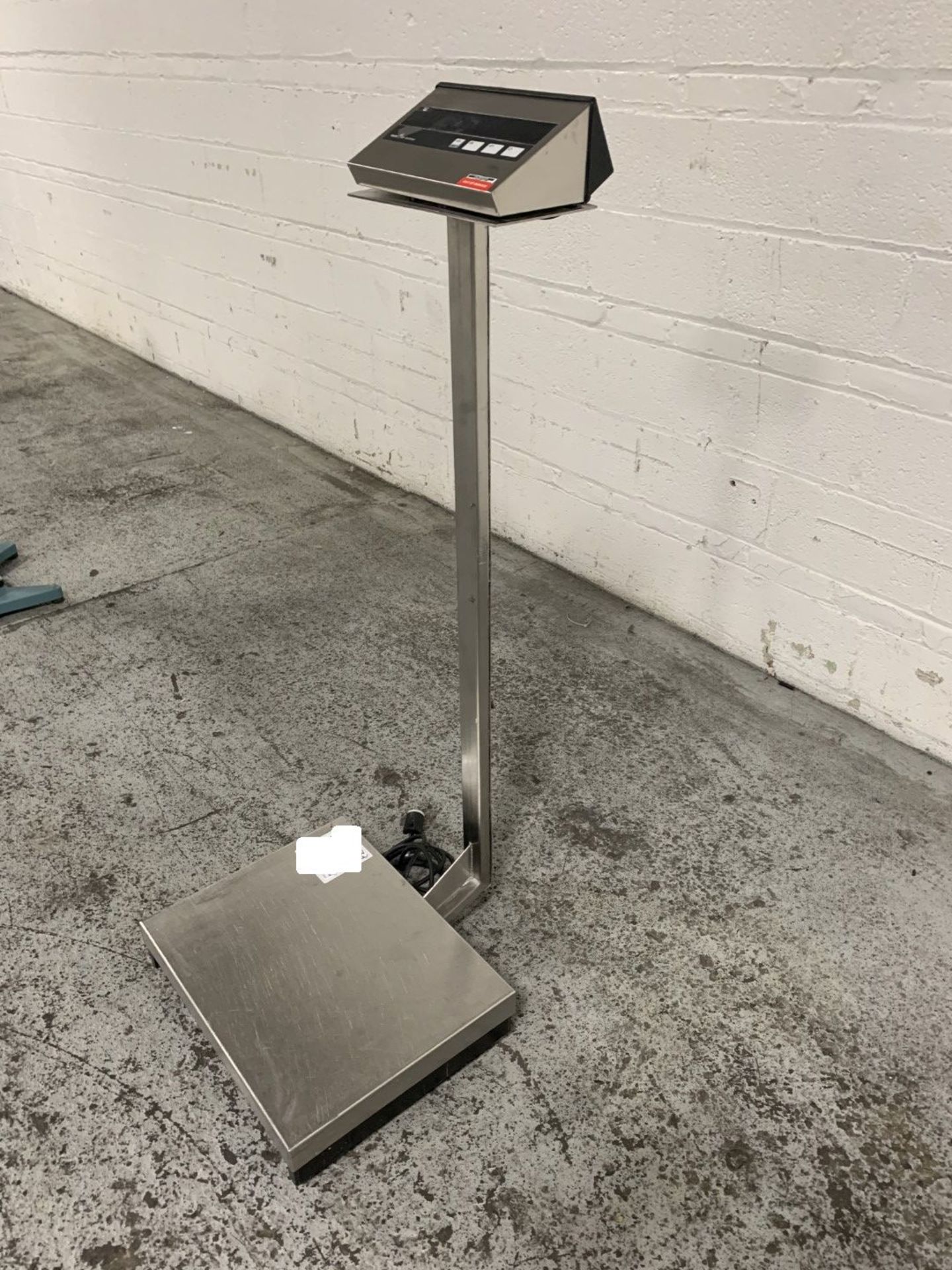 19" x 16" Mettler Toledo Floor Scale - Image 2 of 7