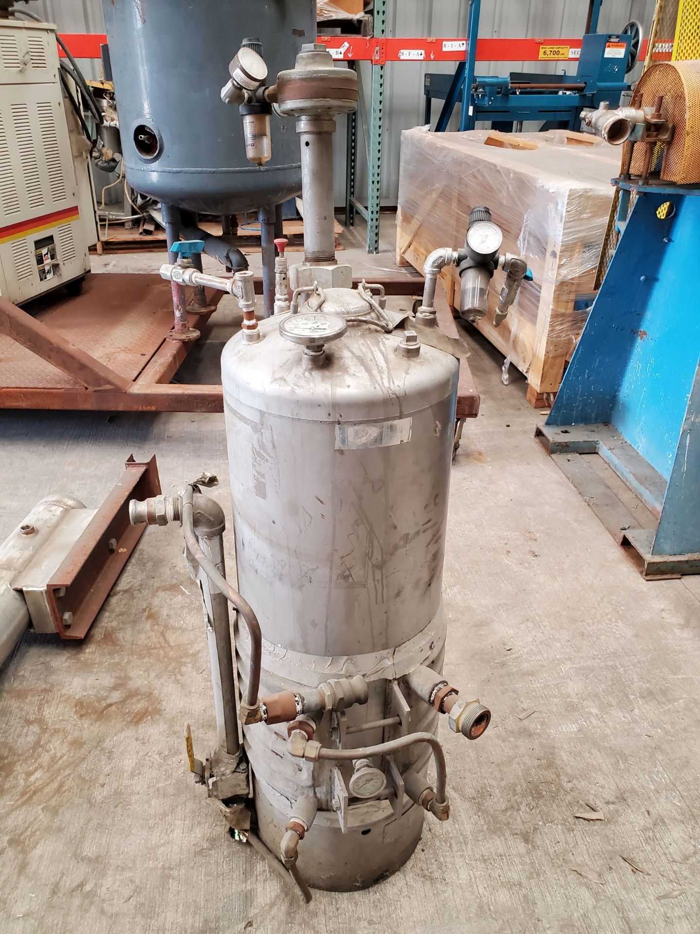 Alloy Products Pressure Vessel, 316 stainless steel construction, 11 Gallon Approx.