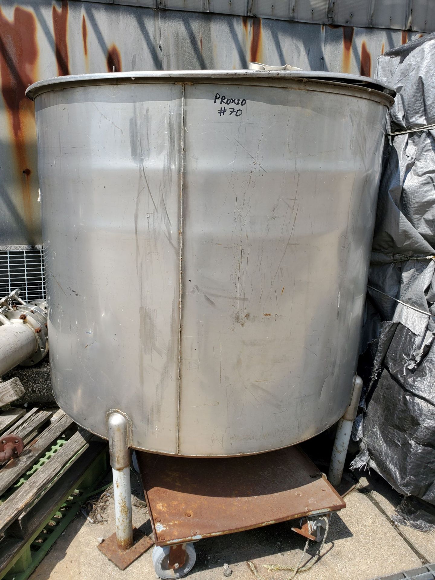 Perry Products Stainless Steel Tank, approx 500 gallon, 304 Stainless steel, SN B-0802-4, Model SC-