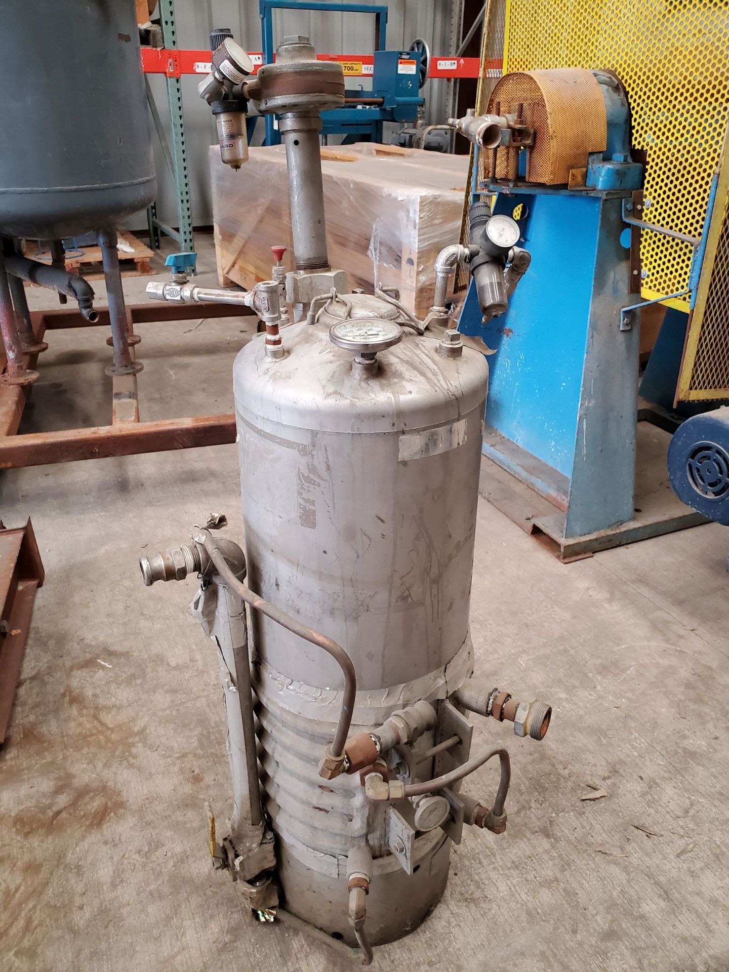 Alloy Products Pressure Vessel, 316 stainless steel construction, 11 Gallon Approx. - Image 2 of 4