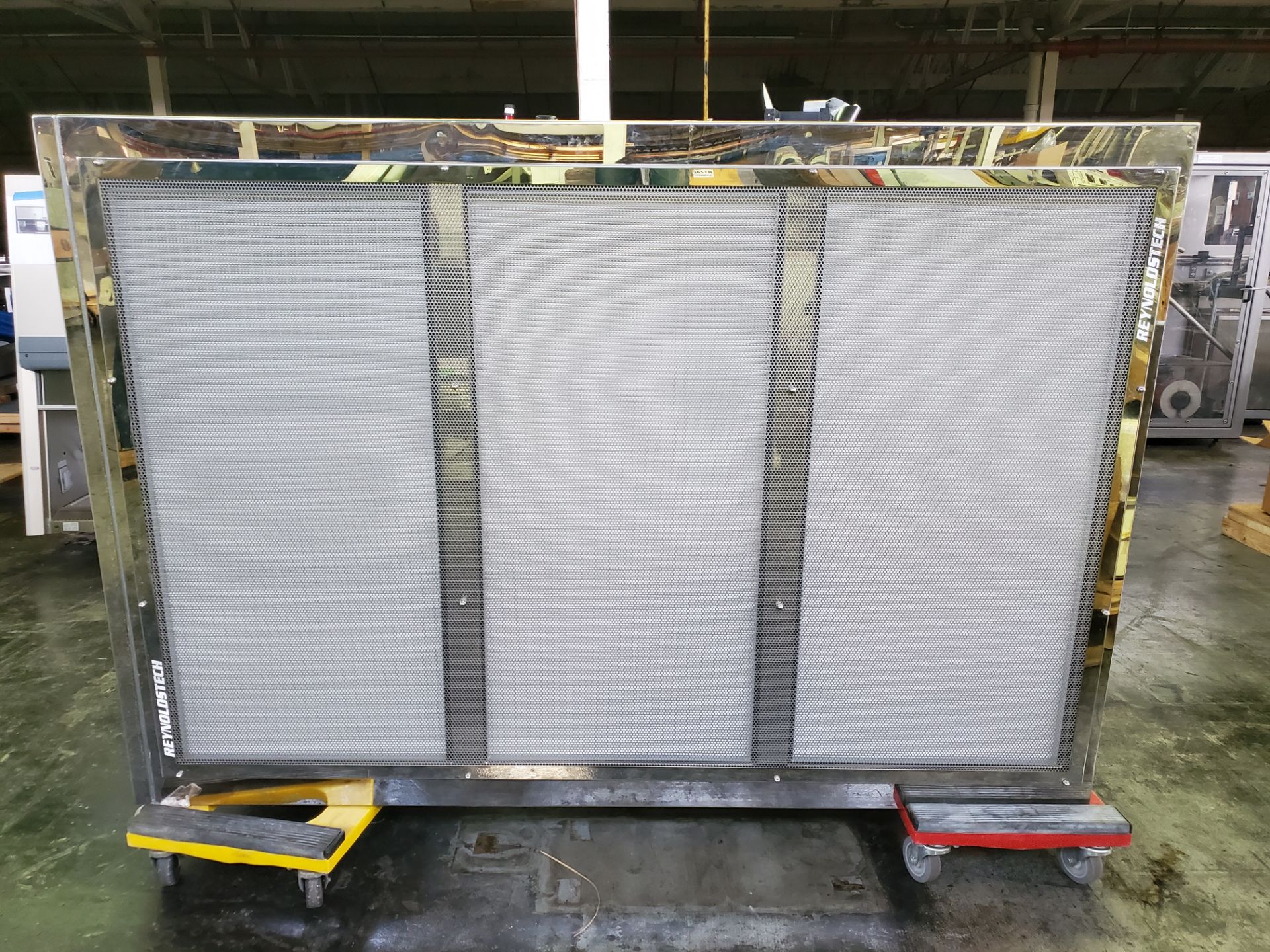 ReynoldsTech HEPA filter unit, 75" x 47" filter area, (3) zones with blowers