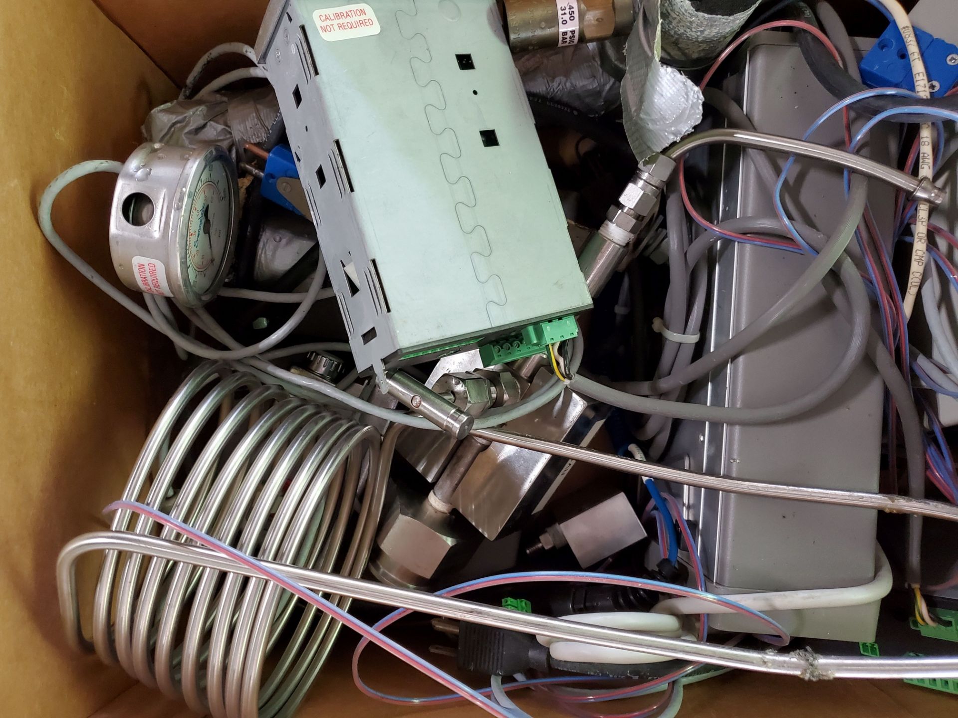 (1) Box of Random Components, including valves and electronic items. - Image 3 of 4