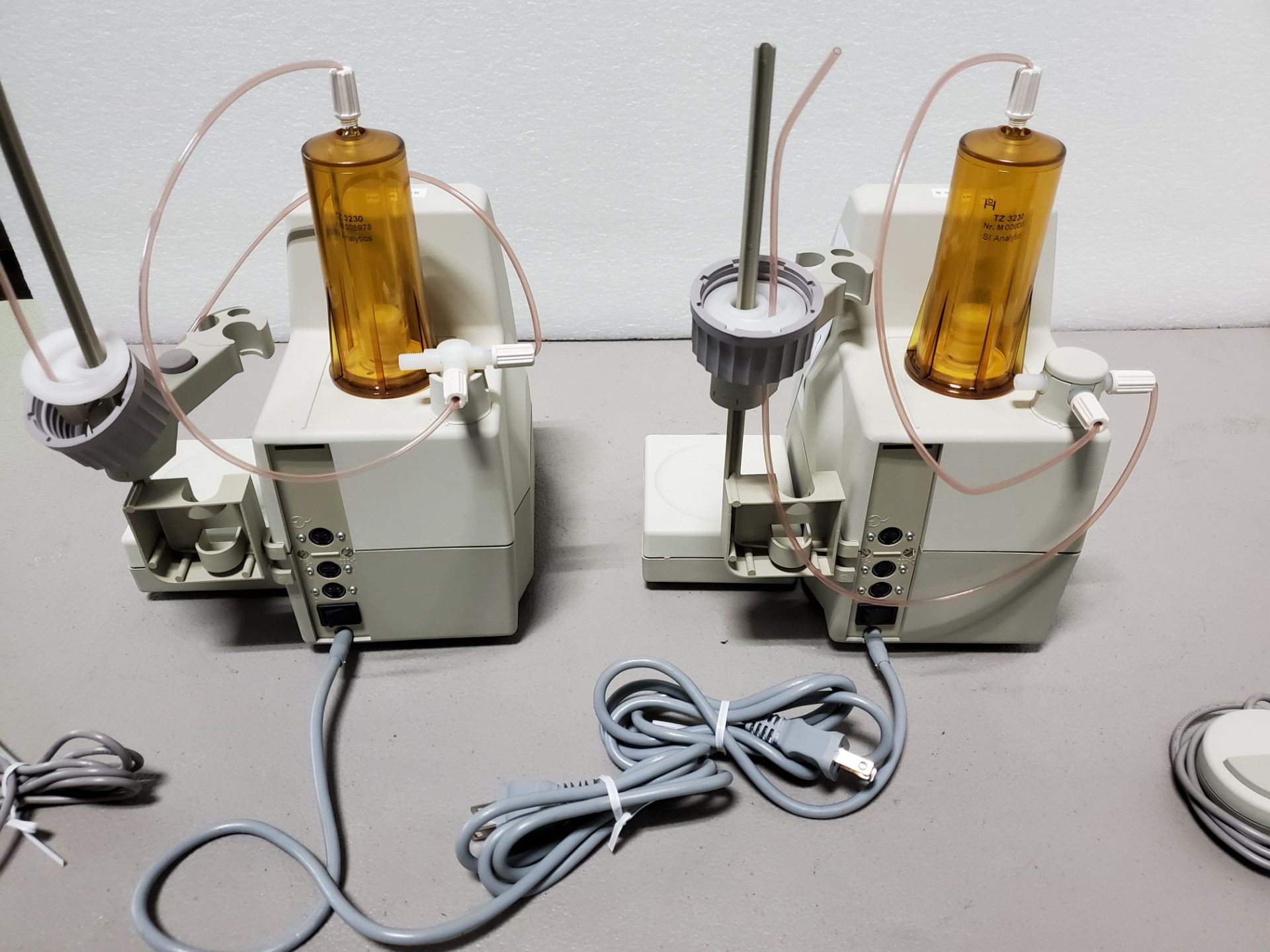 Lot of (2) Titronic Universal Titrators - Image 2 of 5