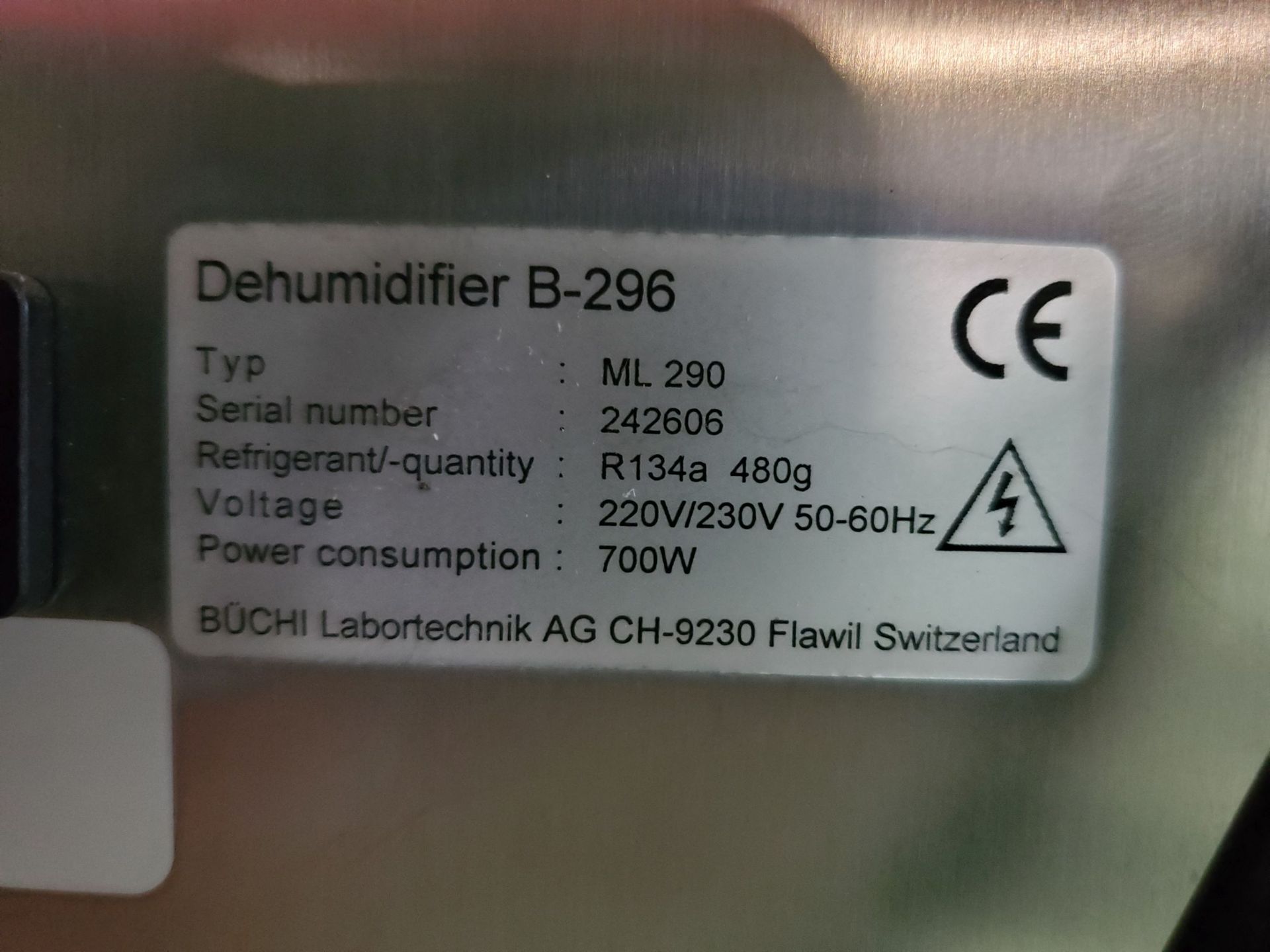Buchi Dehumidifier, model B-296, R134A refrigerant, 230 volts, 700 watt, with controls. - Image 5 of 6