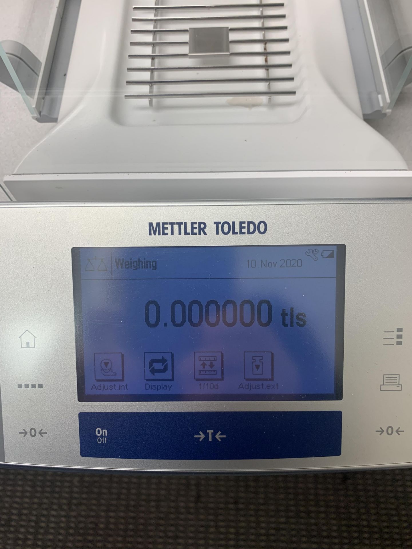 Mettler Toledo Balance Model XS204 - Image 3 of 11