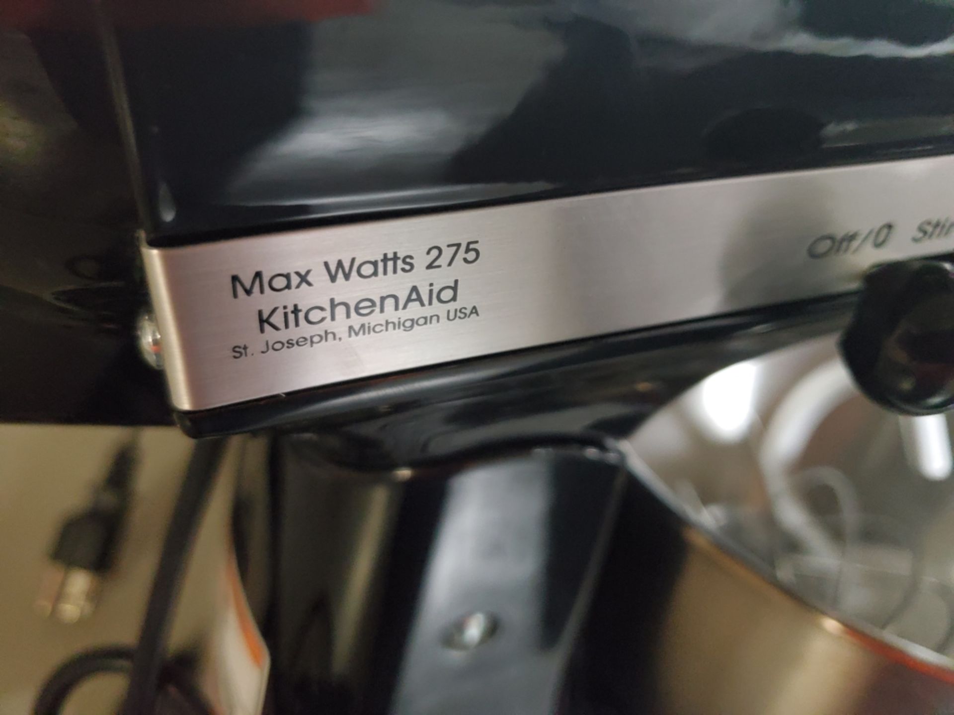 Kitchenaid 275 Watt Stand Mixer and GE Microwave - Image 6 of 6