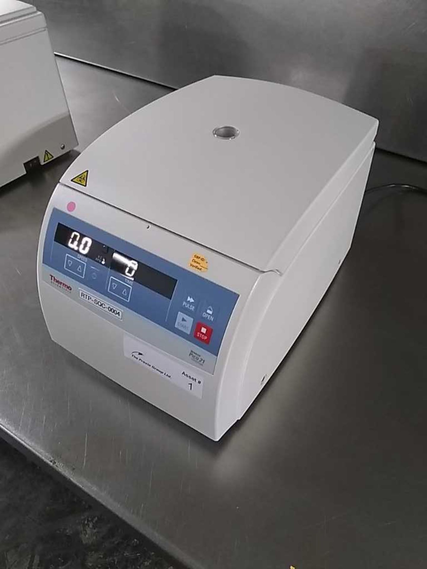 Thermo Scientific Heraeus Pico 21 Centrifuge - Bild 2 aus 7