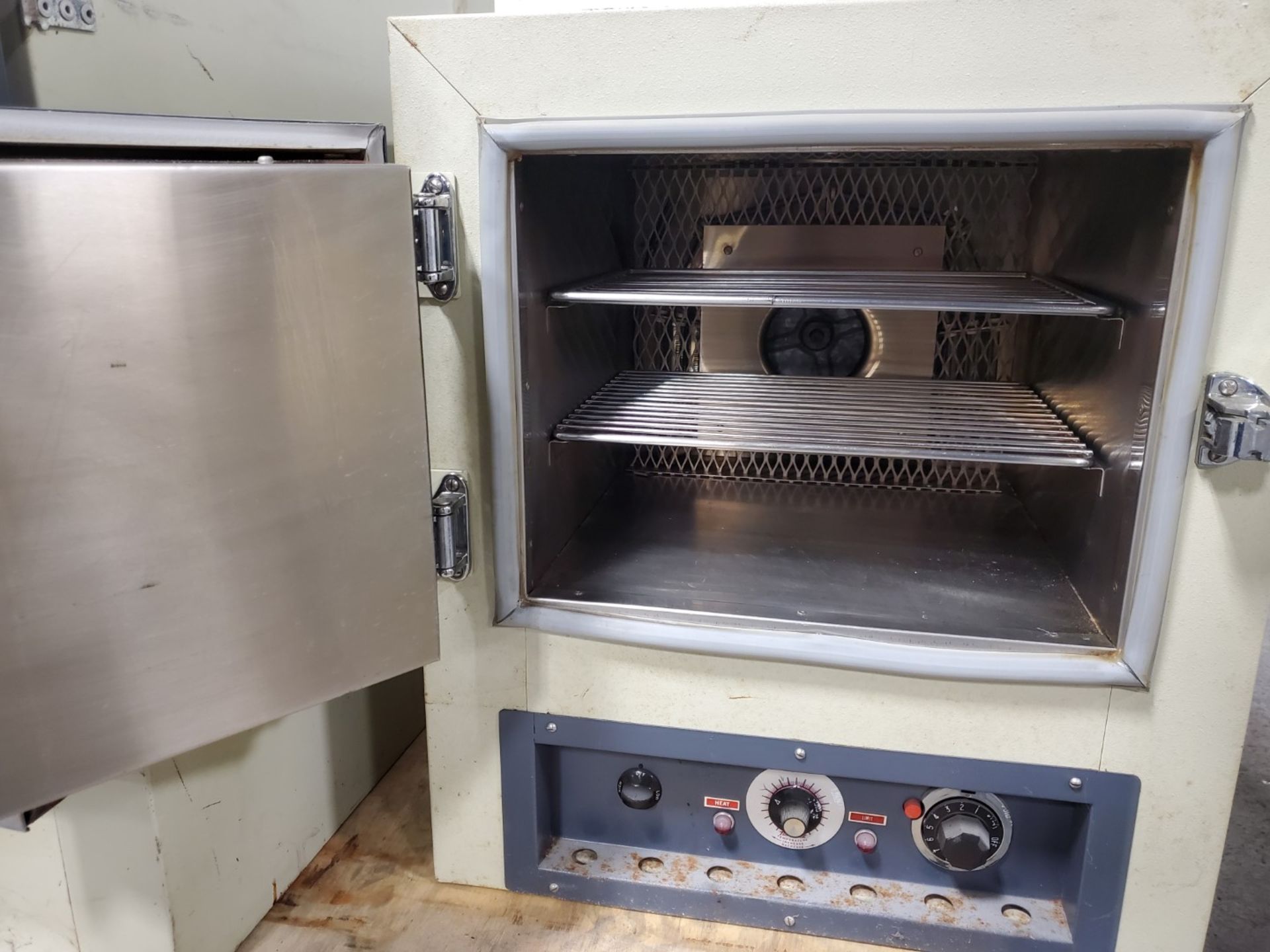 Hotpack Convection Oven, Model 213030 - Image 5 of 5