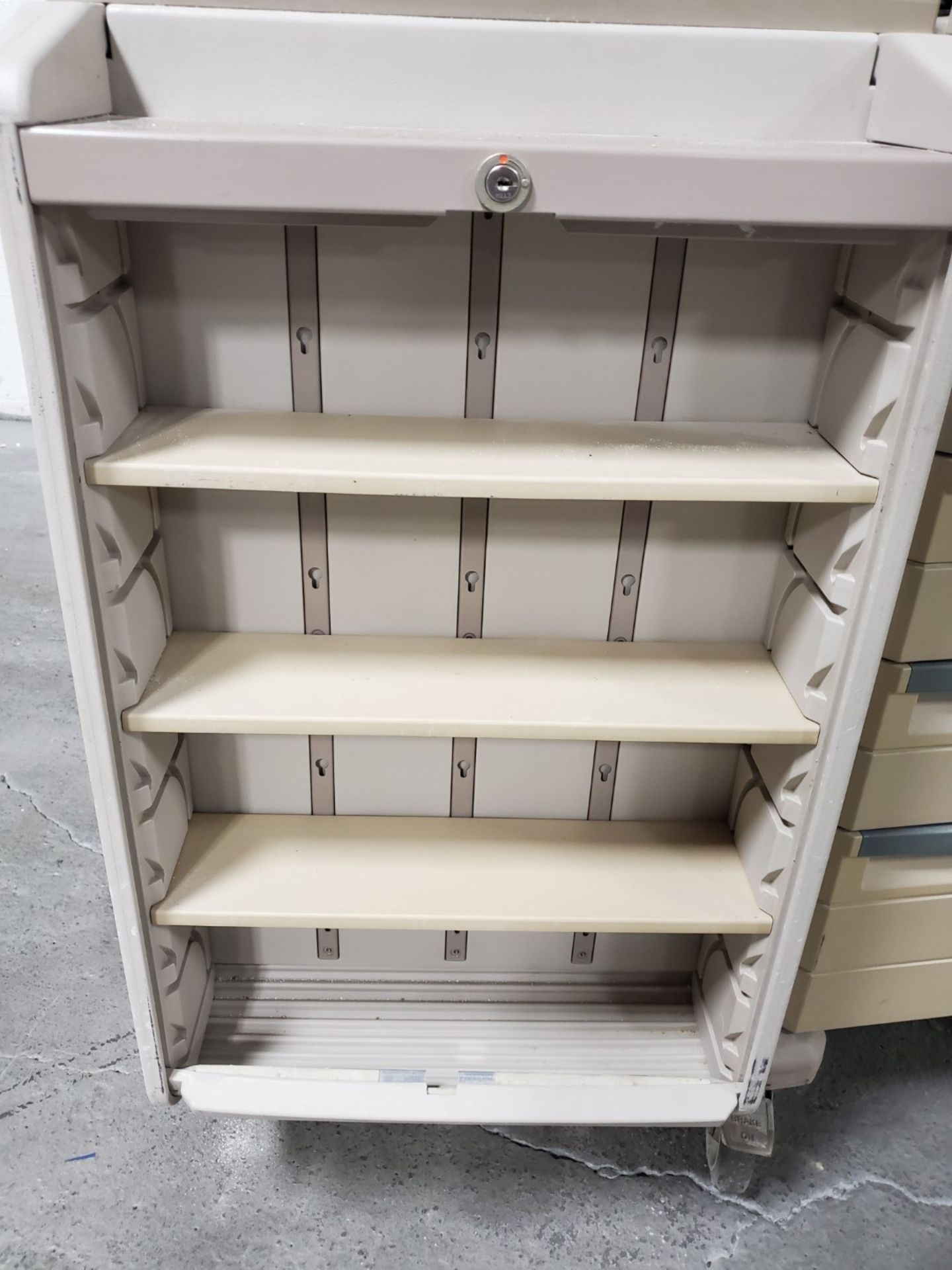 Metro Starsys Portable Shelf Cabinet - Image 5 of 5