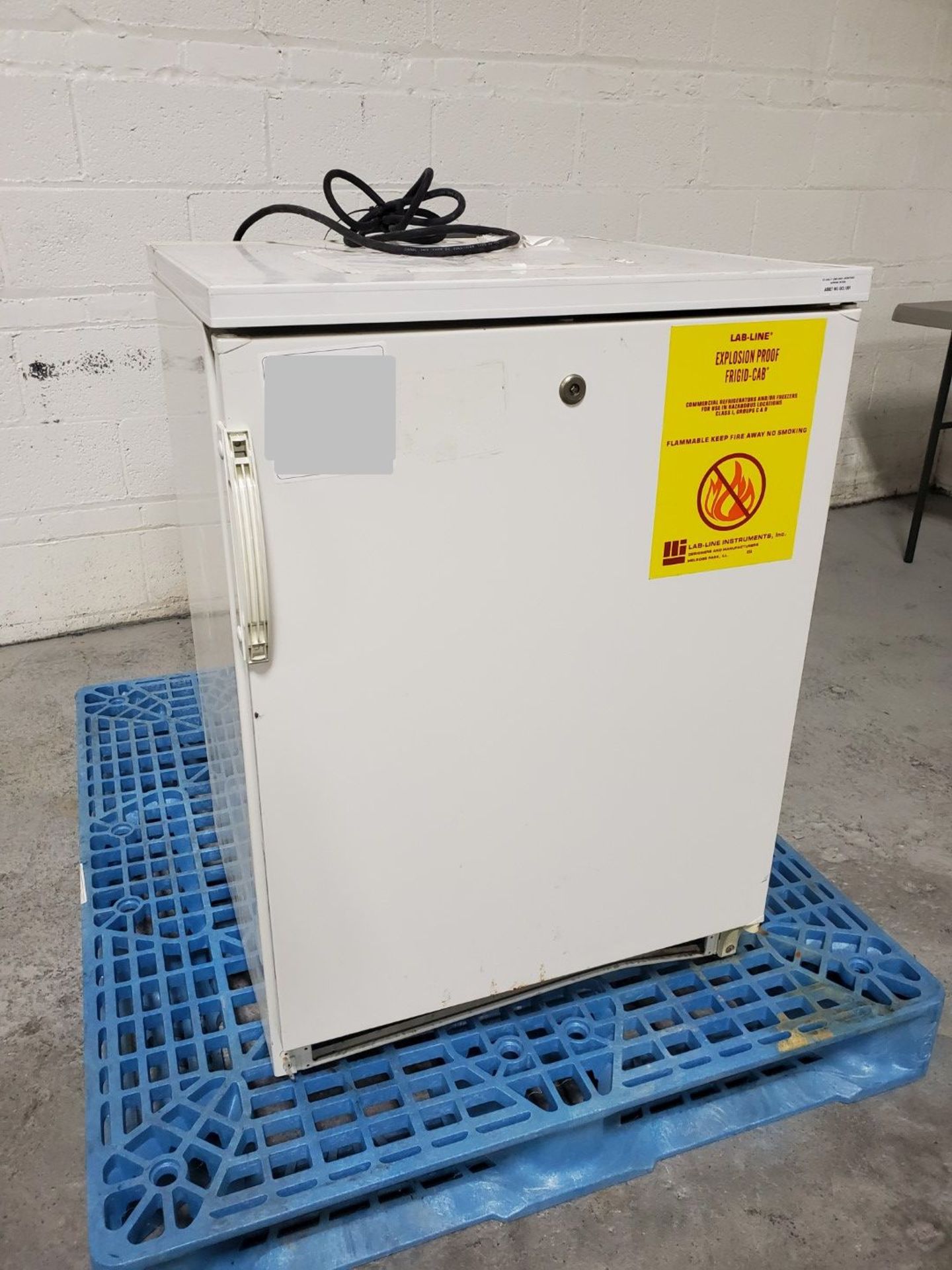 Lab-Line Explosion Proof Frigid-Cab, Model 3557