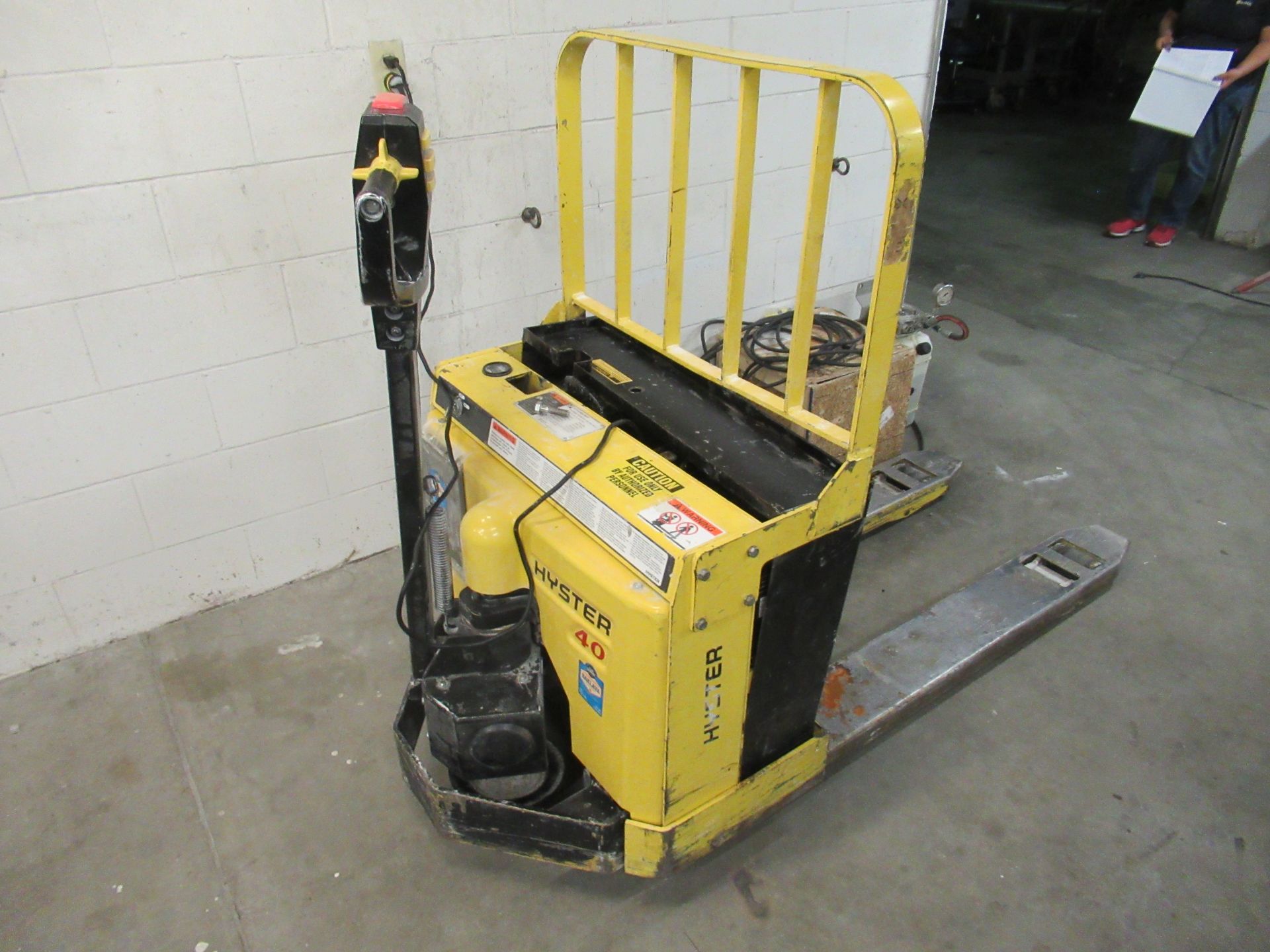 Electric Pallet Mover - Image 2 of 3