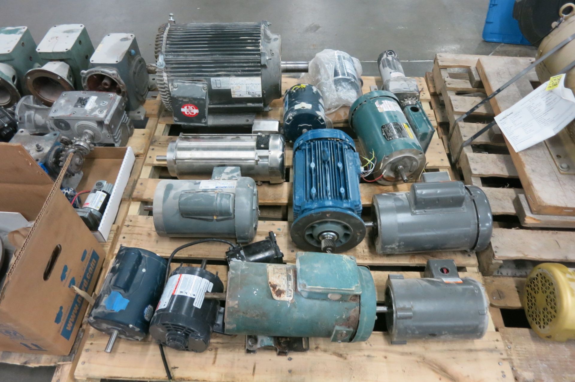 Motors - Image 7 of 8