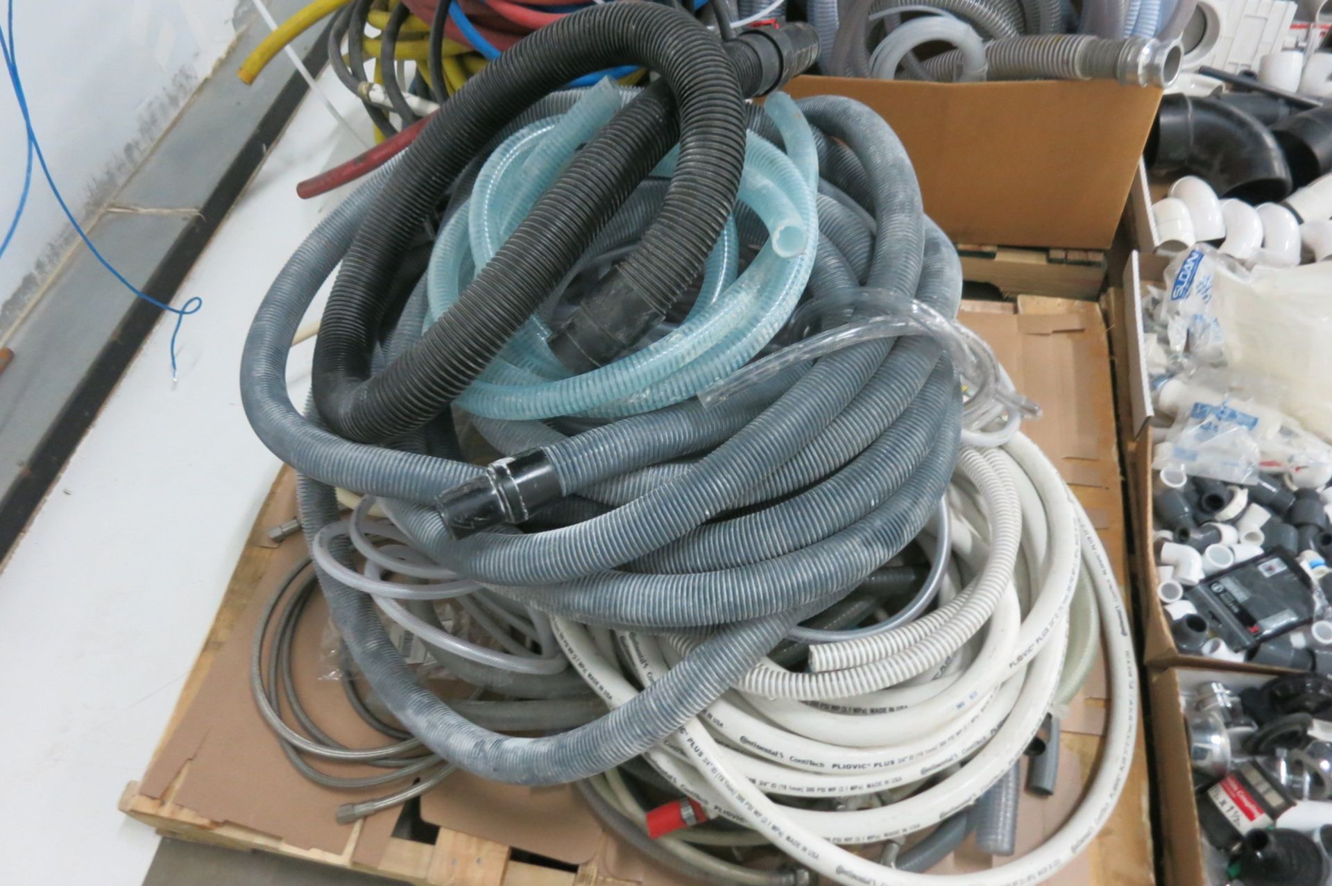 Hose and Fitting - Image 4 of 5