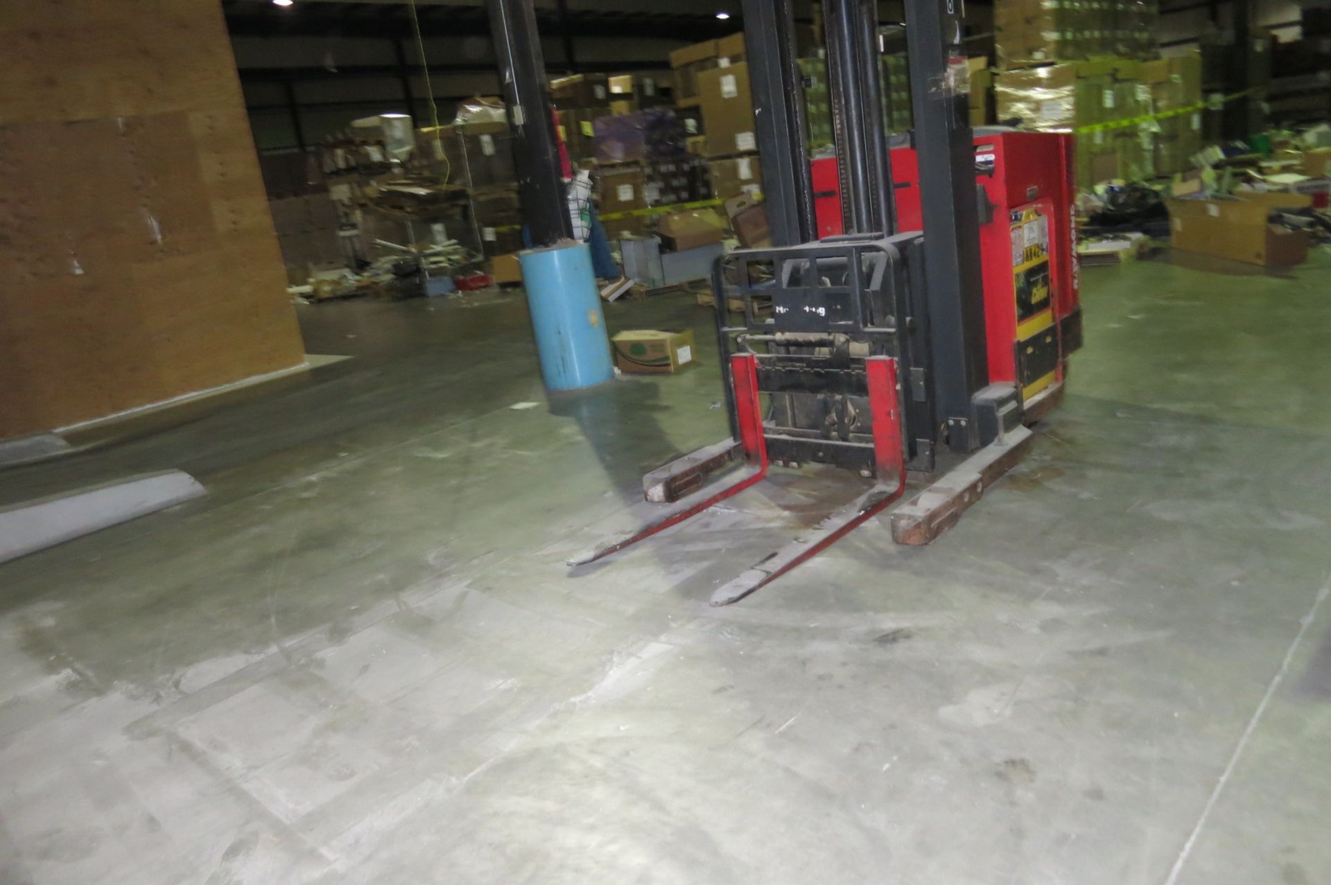 Forklift - Image 2 of 6