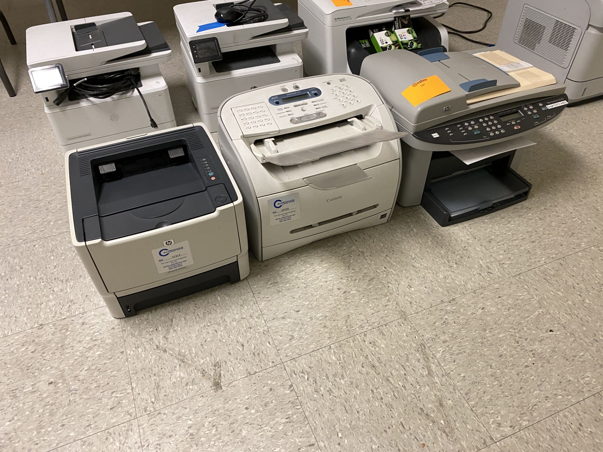 [LOT] (5) Printers including (1) HP laserjet 3030, (1) canon superG3, fax phone printer(2) HP - Image 2 of 2