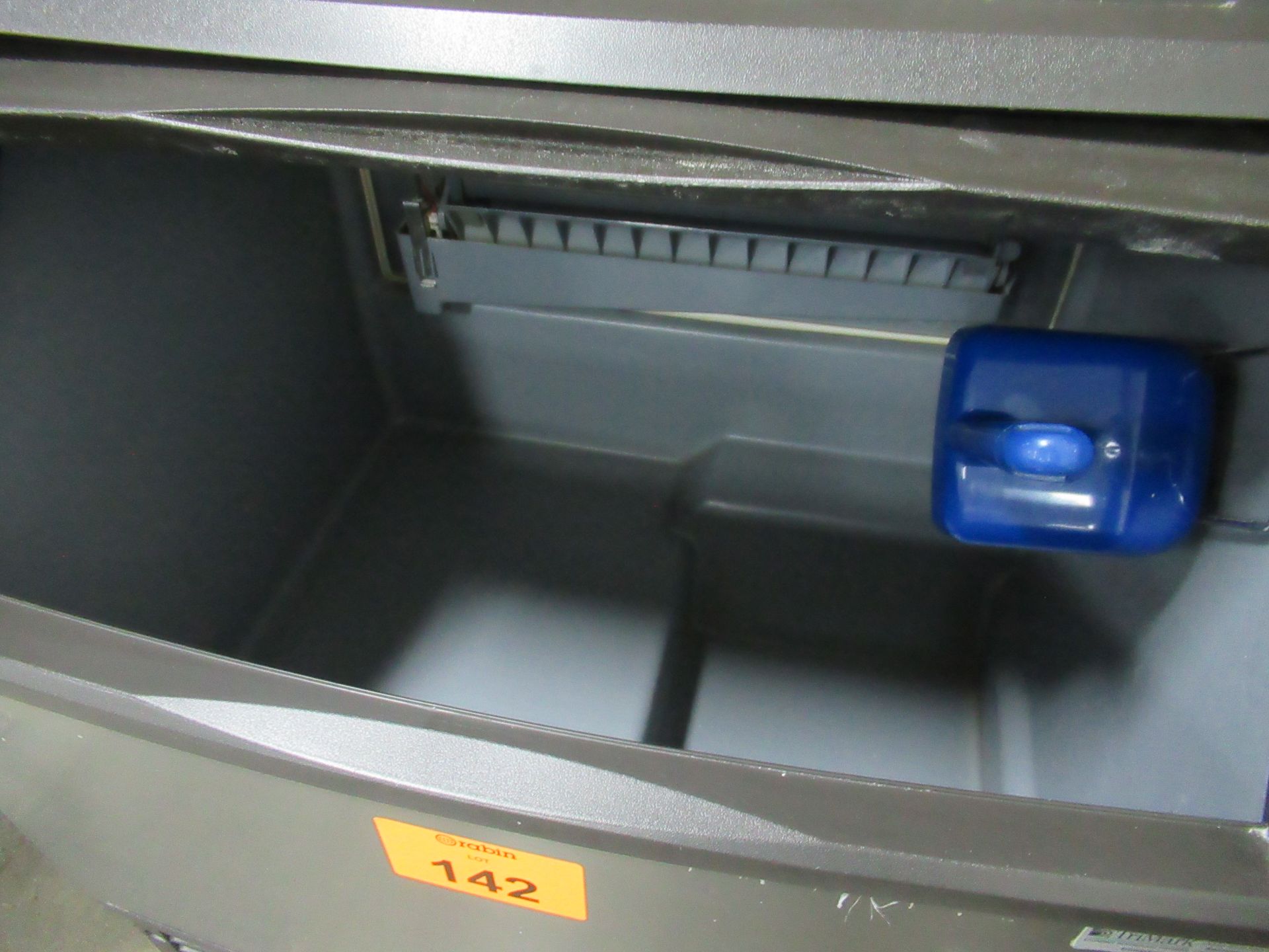 Ice Maker - Image 2 of 4