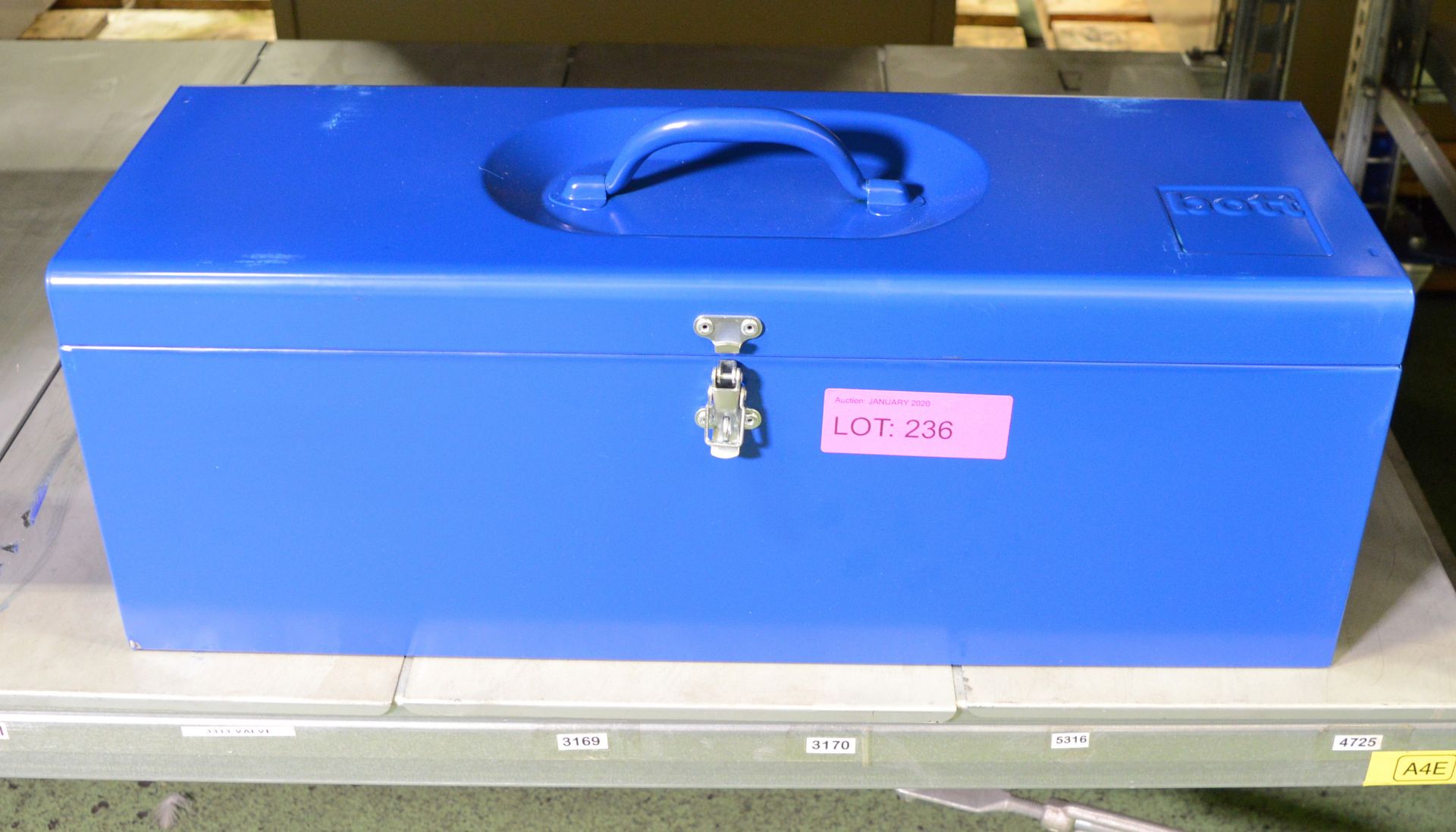 Bott Metal Toolbox 640 x 230 x 230mm.