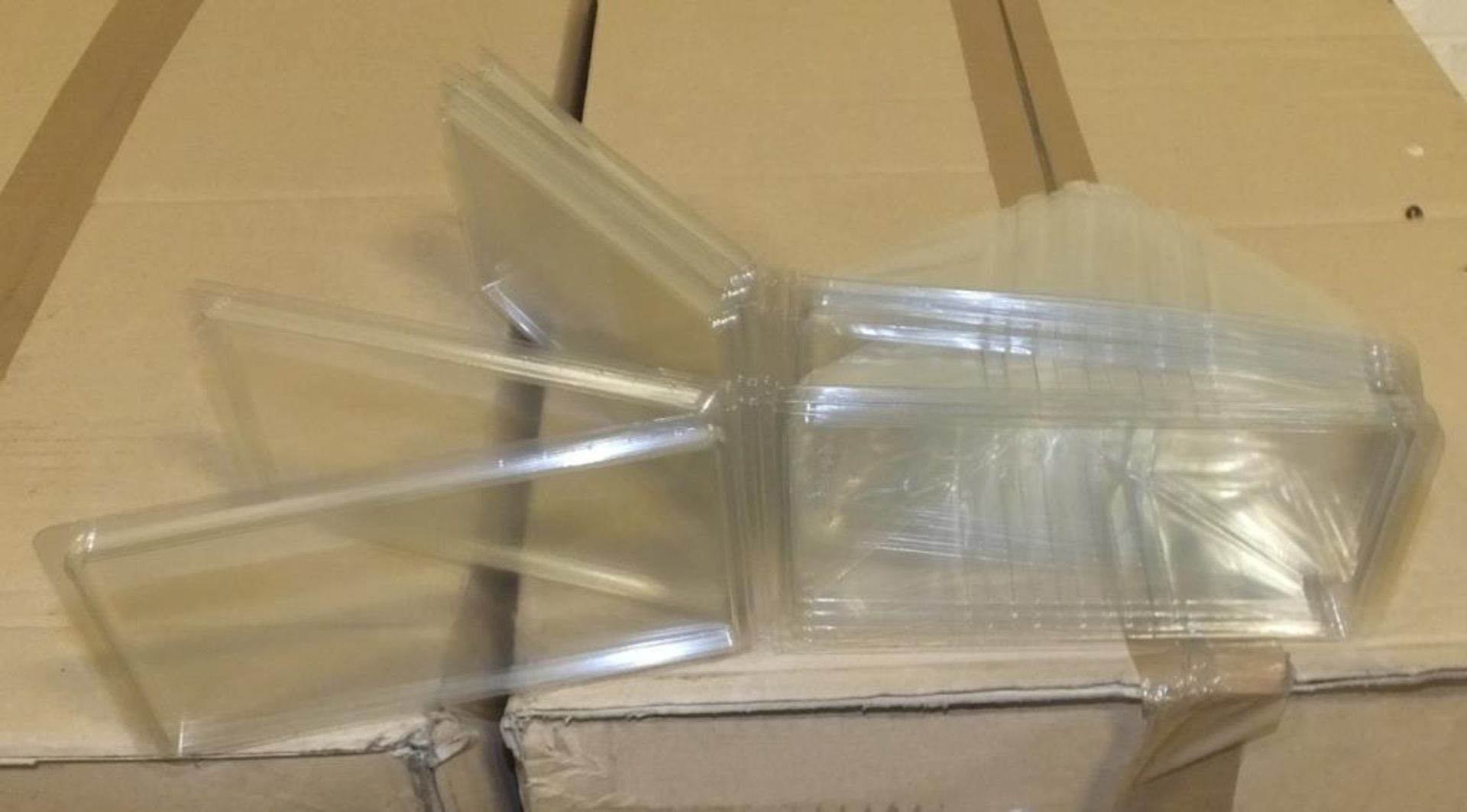 Triple Sandwich Plastic Wedge Packs - 500 Per Box - 12 boxes - Image 2 of 3