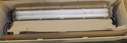 10x Twin Fluorescent Light Fixtures - L156 X W18 X D12 cm