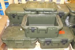 7x Cambro Portable Food Containers - 640mm (W) x 440mm (D) x 320mm (H)