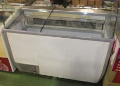 Refrigerated Ice Cream Scoop Counter W1300mm.