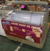 Refrigerated Ice Cream Scoop Counter W1300mm.