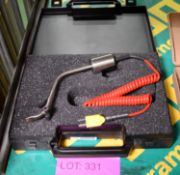 Probe Thermocouple In Case.