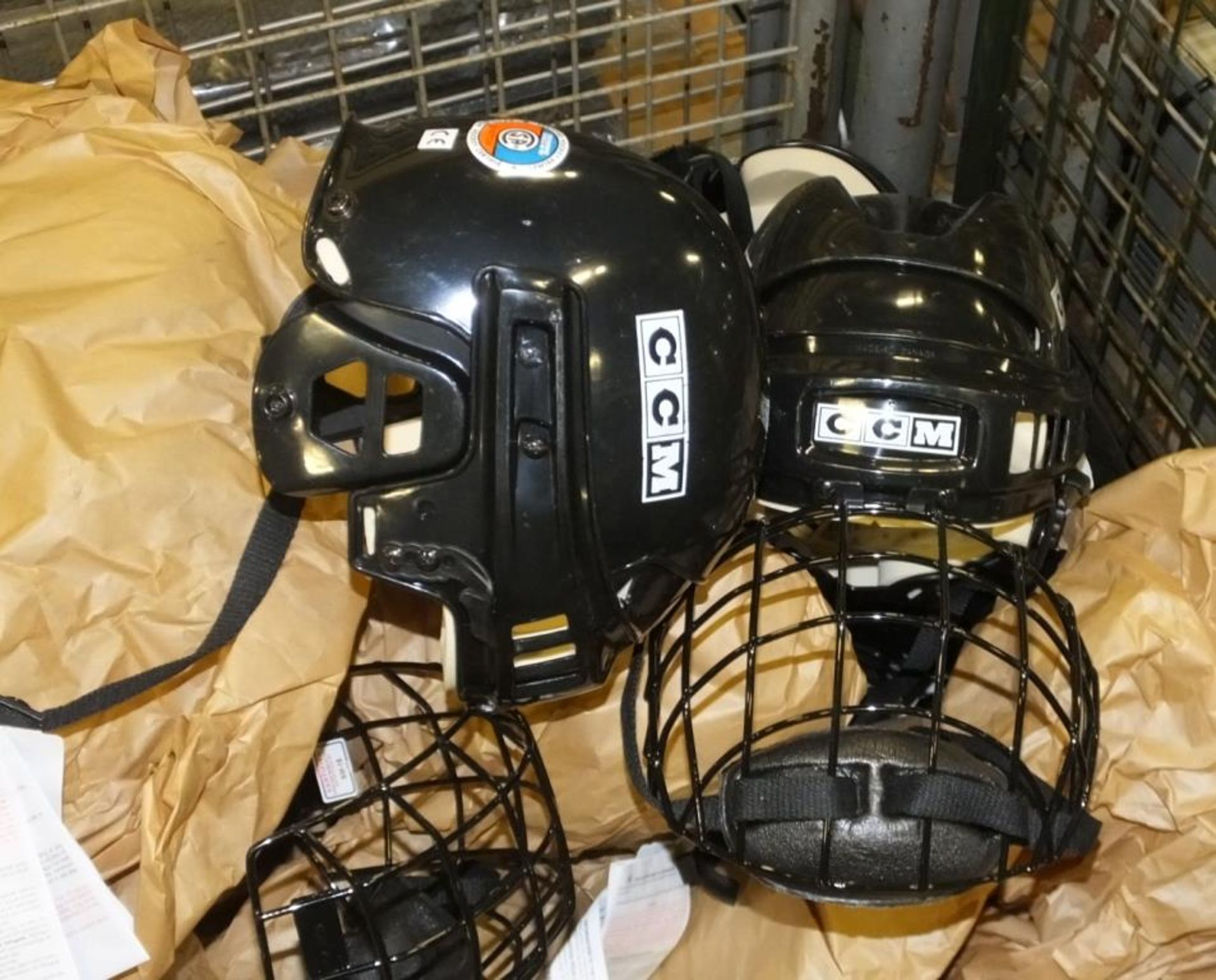CCM Hockey Masks x23 - Image 3 of 3
