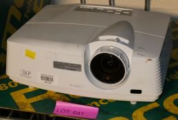 Mitsubishi XD600U Projector