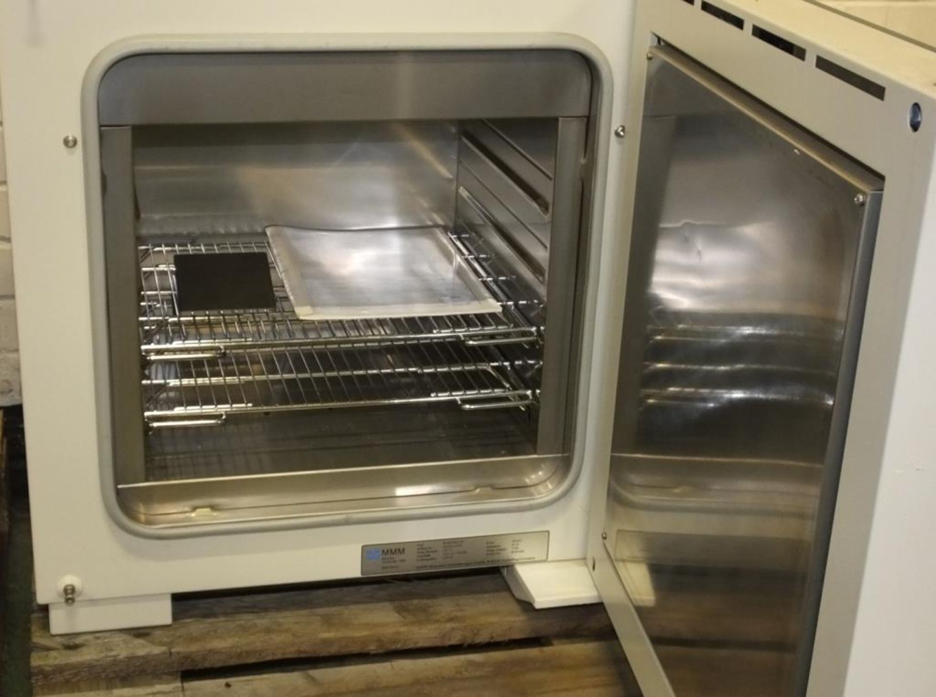 MMM Ecocell Drying Oven - Image 4 of 4