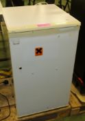 LEC Medical Fridge Model LR500 L 580 x W 500 x H 840mm.