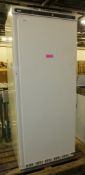 Polar CD615 Single Door Freezer H1890 x W780 x D695mm.