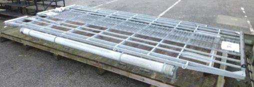 Brownchurch Galvanised Roof Rack for Land Rover 110