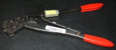 Tyco Crimping Tool Hand