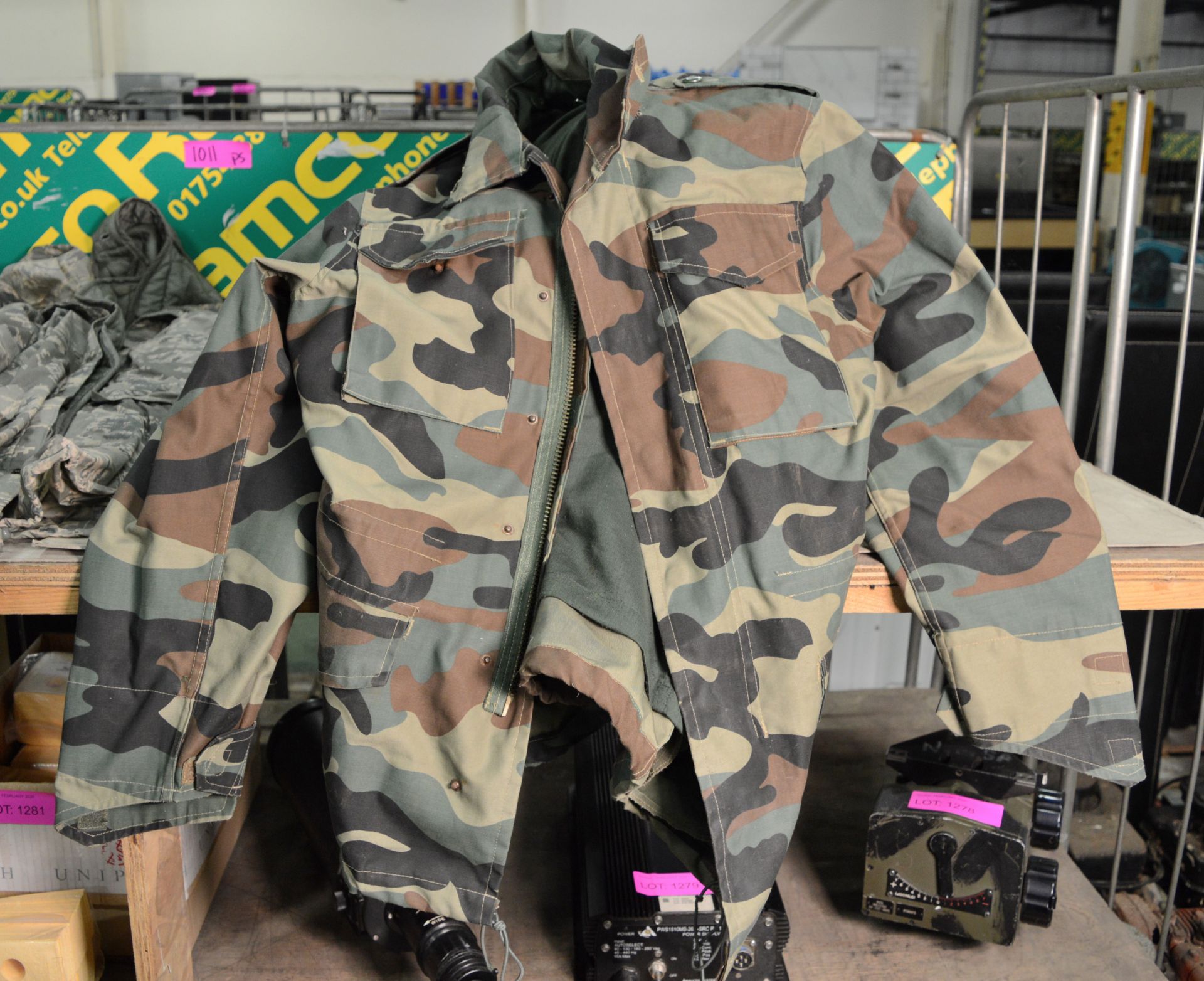 US Army Field Jacket - Small. - Image 2 of 2