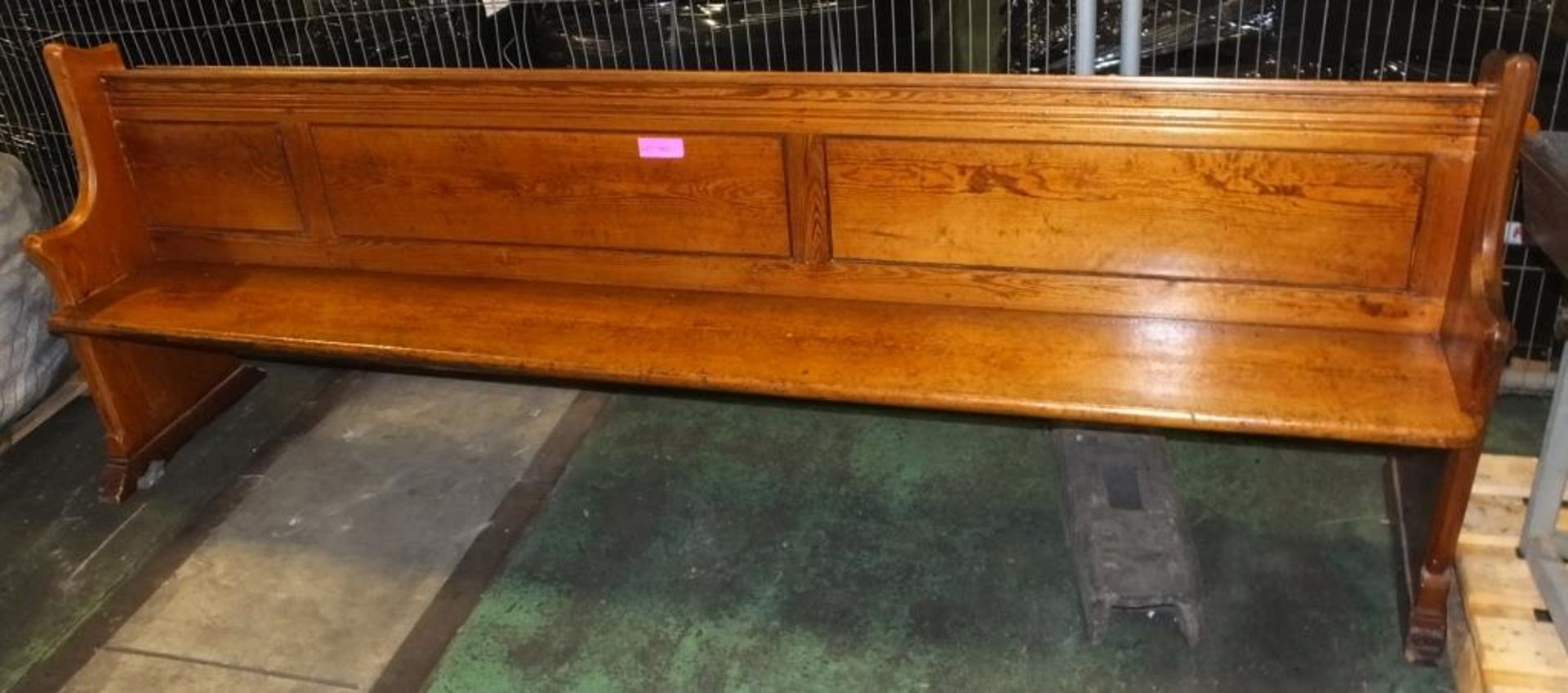 Pine Church Pew L2860 x W550 x H950mm