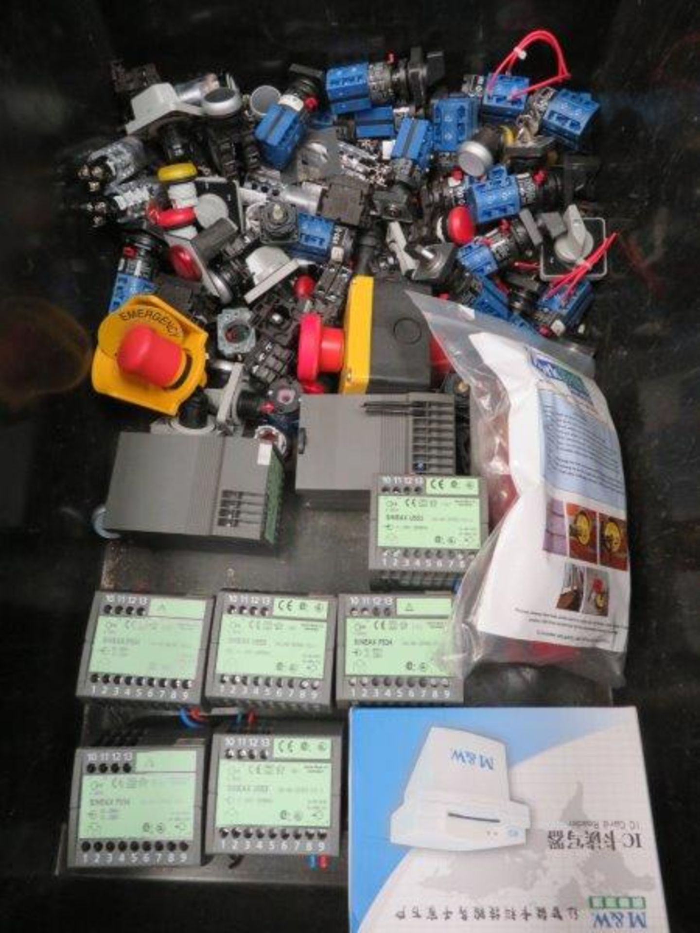 QTY OF ASSORTED SWITCHES AND TRANSMITTERS