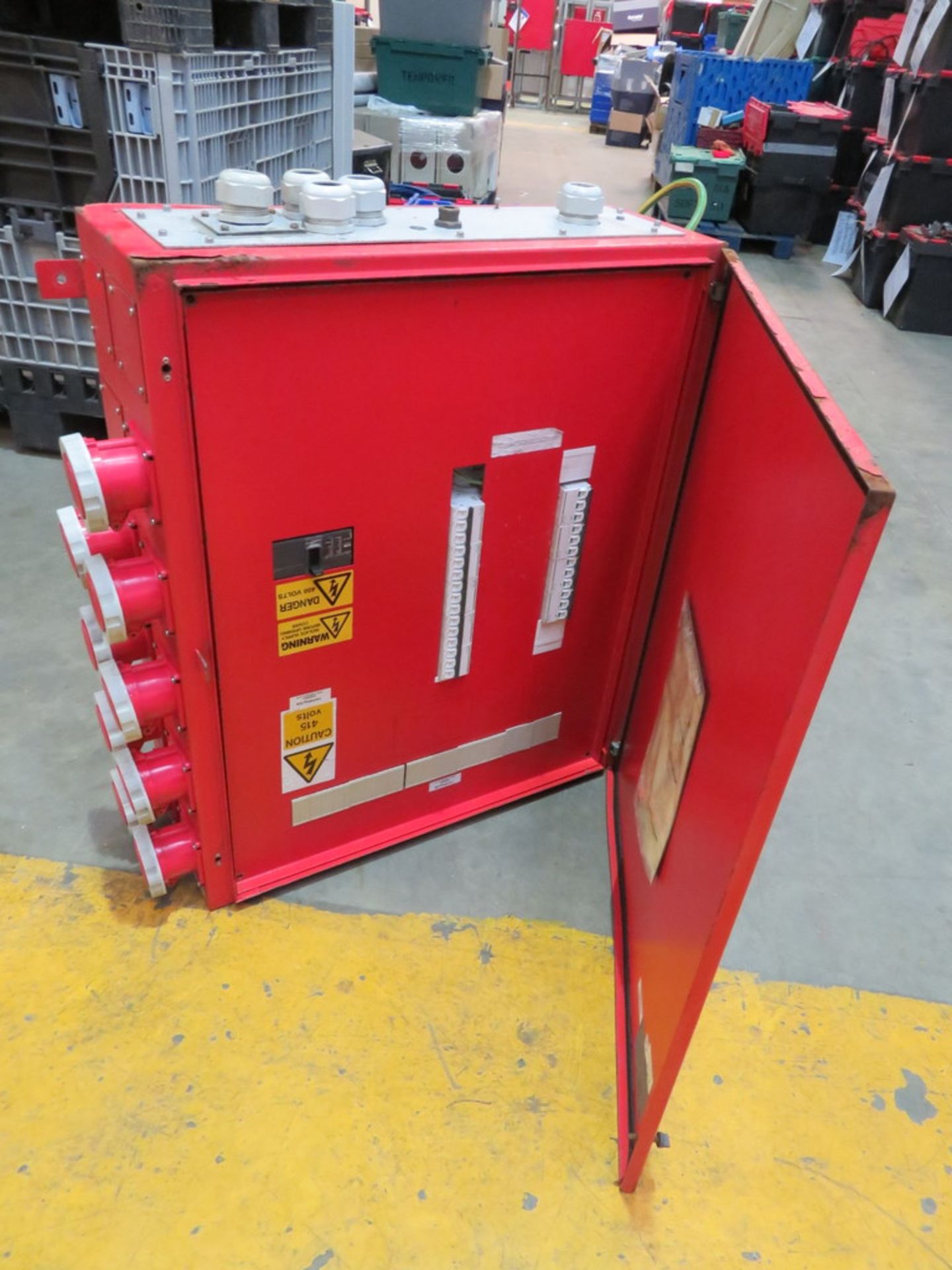 415V ELECTRICAL DISTRIBUTION CABINET - Image 2 of 5